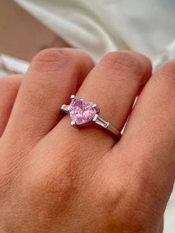ISHKAARA - Pink Heart Crystal Ring