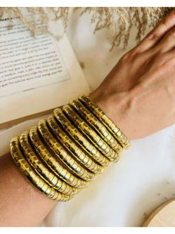 NVR - Women Handmade Gold Plated Spiral Bangle