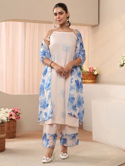 Libas - Off White Floral Embroidered Straight Kurta With Pant & Dupatta