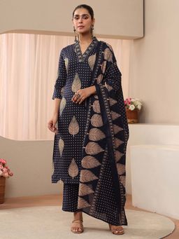 Gerua By Libas - Navy Blue Floral Bandhani Printed Straight Kurta With Pant & Dupatta