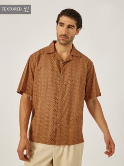 Styli - Men Schiffli Relaxed Fit Resort Collar Shirt