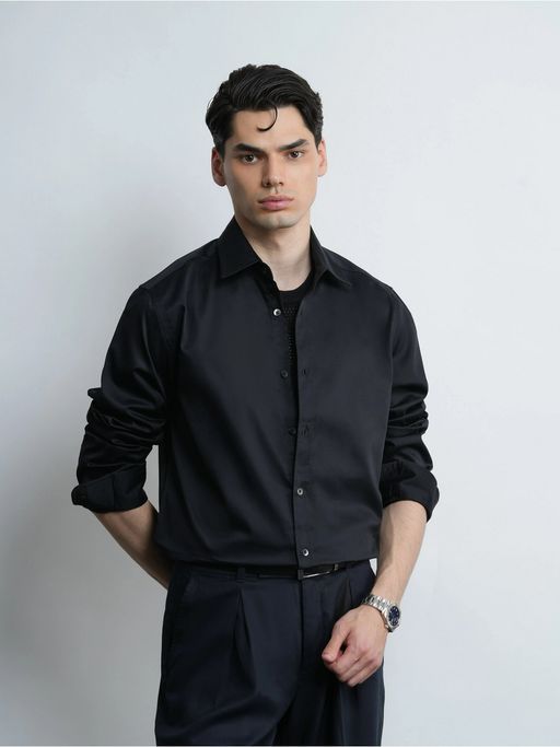 Cove and Lane Black Satin Regular Fit Cotton Shirt