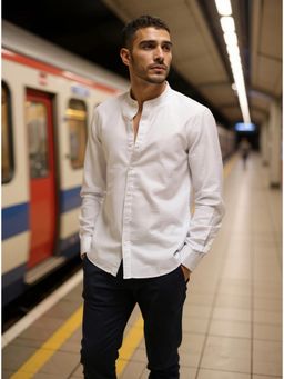 Cove and Lane - Mandarin Linen Textured White Regular Fit Shirt