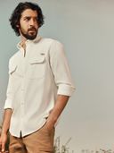 Off White color option, Currently selected