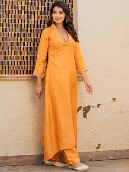 HOUSE OF JAMOTI - Naghma Mustard Handwork Kurta and Pant (Set of 2)