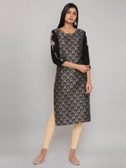 W - Black Jacquard Kurta Ith Embroidery