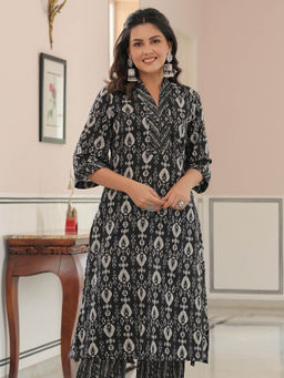 ARAMYA - Black Soft Cotton Ikat Straight Kurta for Women