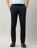 Navy Blue color option, Currently selected