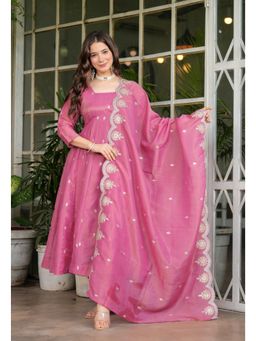 Ekta Textiles - Women Pink Chanderi Silk Square Neck Anarkali Kurta with Pant and Dupatta
