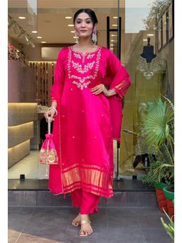 Ekta Textiles - Women Pink Viscose Round Neck Kurta with Pant and Dupatta