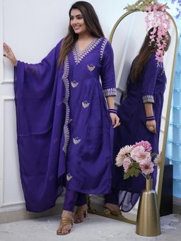 Ekta Textiles - Women Blue Chanderi V-Neck Kurta with Pant and Dupatta