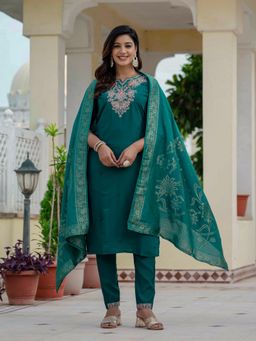 Ekta Textiles - Women Turquoise Viscose Round Neck Kurta with Pant and Dupatta