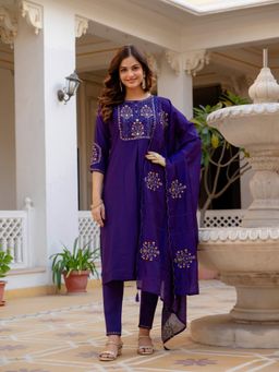 Ekta Textiles - Women Purple Viscose Round Neck Kurta with Pant and Dupatta