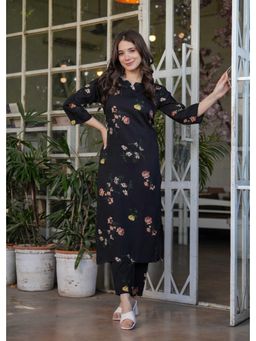 Ekta Textiles - Women Black Silk Blend Round Neck Kurta with Pant and Dupatta