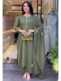 Ekta Textiles - Women Green Chanderi Silk Round Neck Kurta with Pant and Dupatta