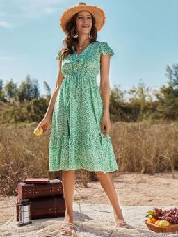 Outzidr - Green Tiered Midi Dress