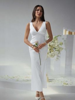 Outzidr - White V Neck Fitted Maxi Bodycon Party Dress