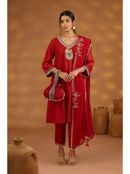 ISHA GUPTA TAYAL - Red Shringar Kurta and Pant with Dupatta