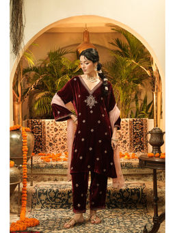 SURABHI ARYA - Maroon Velvet Embroidered Kurta With Pant and Dupatta