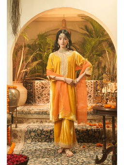 SURABHI ARYA - Mustard Velvet Embroidered Kurta With Pant Co-ords