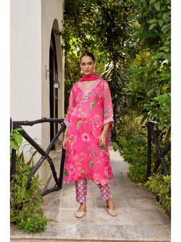 SURABHI ARYA - Pink Organza Floral Kurta With Pant and Dupatta