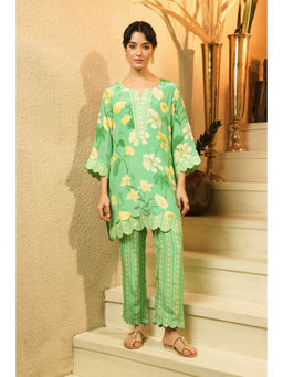 SURABHI ARYA - Green Crepe Floral Kurta With Pant Co-ords
