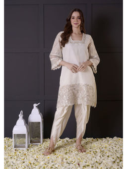 SURABHI ARYA - Off White Chanderi Embroidered Kurta With Dhoti Co-ords