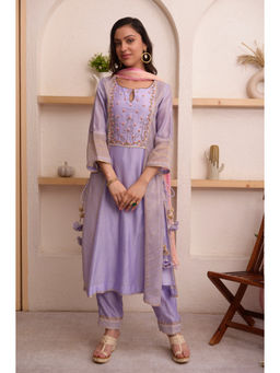 SURABHI ARYA - Purple Chanderi Embroidered Kurta With Pant and Dupatta