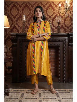 SURABHI ARYA - Yellow Silk Solid/Plain Kurta With Pant Co-ords