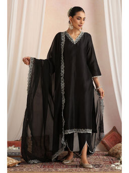 SUI KALA - Aradhika Black Embroidered Kurta Set with Dupatta