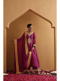 SUI KALA - Dhiya Wine and Yellow Embroidered Kurta Set with Dupatta
