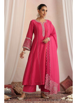 SUI KALA - Saundh Magenta Embroidered Kurta Set with Dupatta