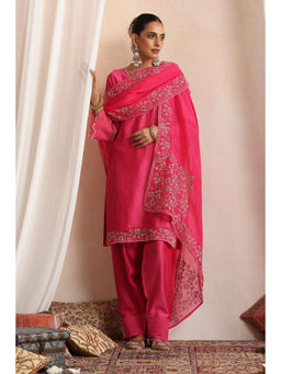 SUI KALA - Khwaab Magenta Embroidered Kurta Set with Dupatta