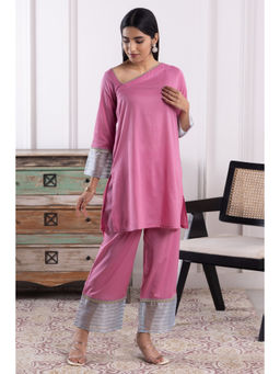SUI KALA - Amara Cherry Pink Mulmul Solid Co-ord Set