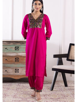 SUI KALA - Bella Magenta Embroidered Cotton Kurta Set