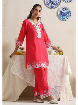 SUI KALA - Reine Red Embroidered Kurta Set