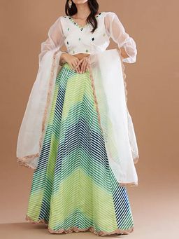 HOUSE OF JAMOTI - Green Leheriya Kalidar Lehenga and Mirror Work Blouse with Dupatta