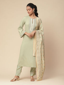 Aarke Ritu Kumar - Green Embroidered Kurta With Pant And Dupatta (Set of 3)