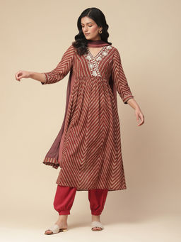 Aarke Ritu Kumar - Brown Embroidered Kurta With Dhoti And Dupatta (Set of 3)