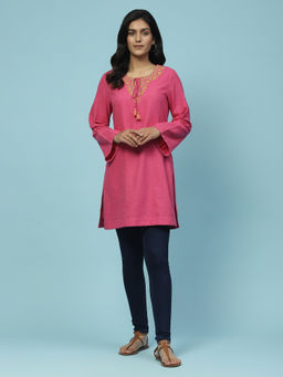 Aarke Ritu Kumar - Pink Solid Kurta