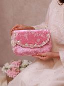 Pink color option, Currently selected