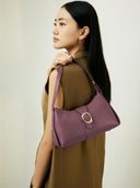 Maroon color option, Currently selected