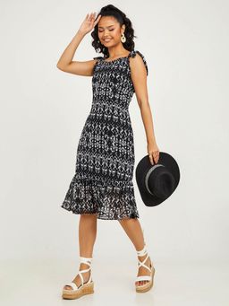 Styli - Multi-color Tie Shoulder Strap Boho Print Midi Dress
