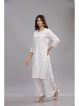 CLUB LOOM - Women White Embroidered V Neck Chikankari Kurta