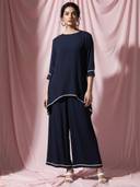 Navy Blue color option, Currently selected