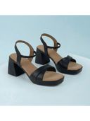 Black color option, Sold out, Currently selected