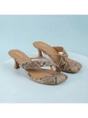 Beige color option, Sold out, Currently selected