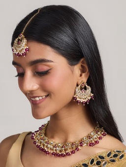 Azai by Nykaa Fashion - Maroon Kundan Choker Necklace Drop Earrings and Maangtikka Jewellery Set