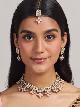 Azai by Nykaa Fashion - Pink Floral Kundan Choker Necklace Drop Earring Maangtikka Jewellery Set