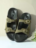 Olive color option, Currently selected
